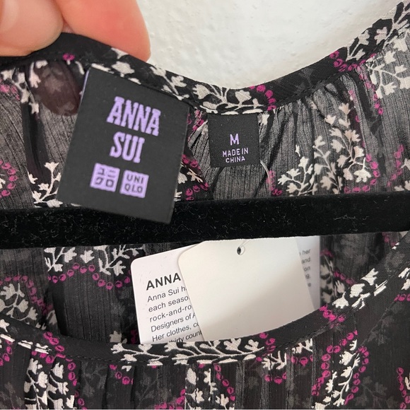 NWT Anna Sui x Uniqlo Soft Bohemian Sheer Black Floral Blouse Top M - Picture 3 of 7